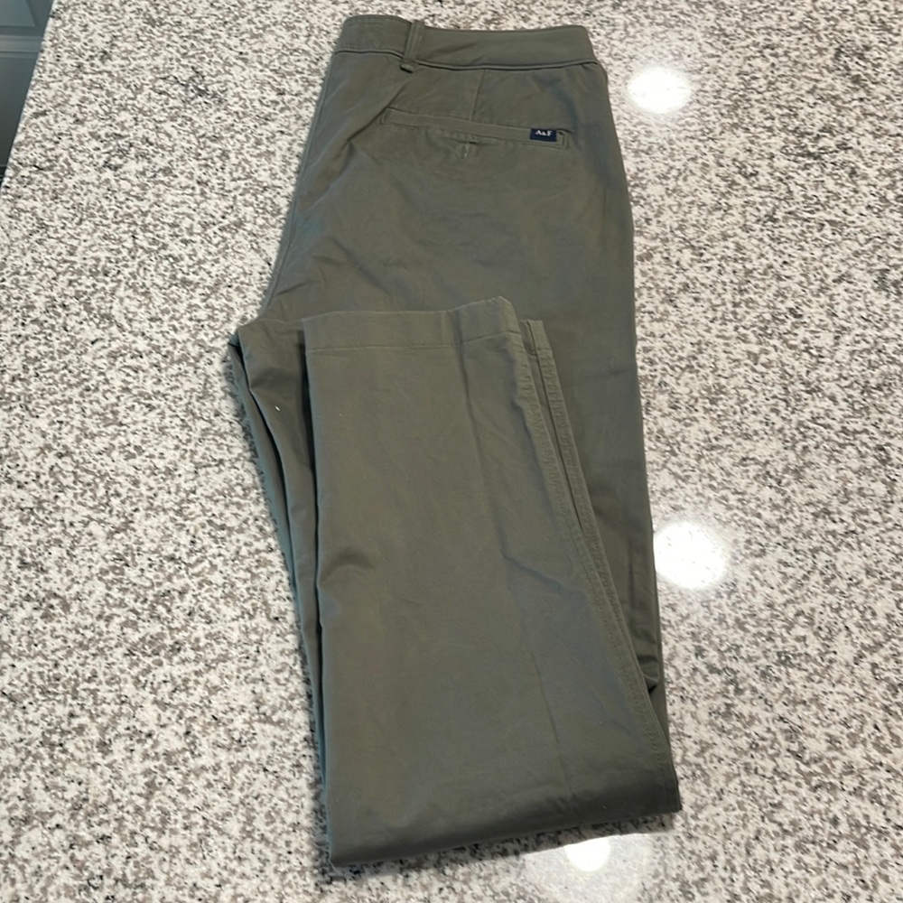 ABERCROMBIE SUPER SKINNY 34x32